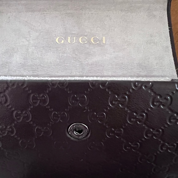 Authentic Gucci leather side Sunglasses - Picture 11 of 11